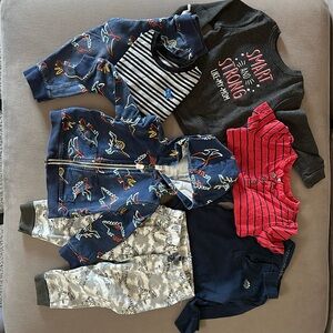 7 piece bundle baby toddler boys clothing Garanimals Carters pants, tees jacket